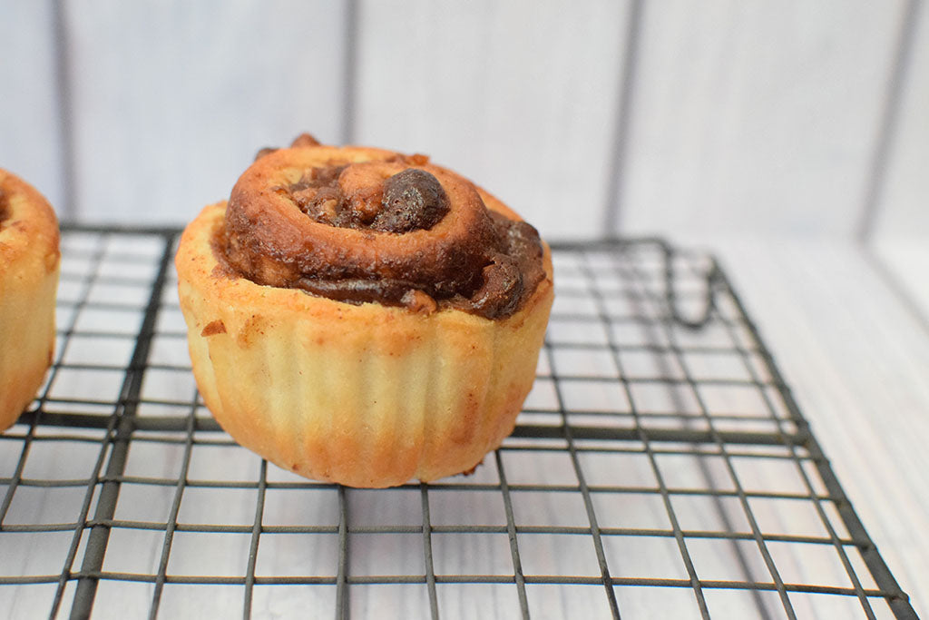 ECサイトの写真を撮り直し中～シナモンロール～